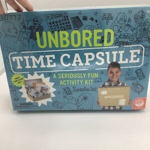 Unbored TIME CAPSULE A Seriously Fun Activity Kit MindWare Ages 8+ Sealed NEW